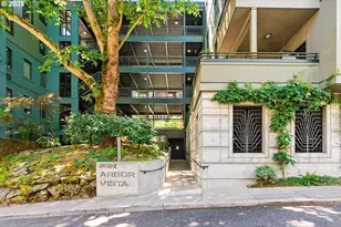 2024 SW Howards Way, Portland, OR 97201 - Photo 1