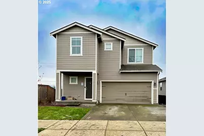 1424 W 11th St, La Center, WA 98629 - Photo 1