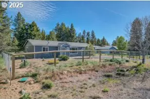 17274 Kingfisher Dr, Bend, OR 97707 - Photo 1