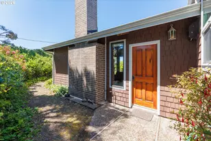 330 El Rotundo Ave, Lincoln City, OR 97367 - Photo 1
