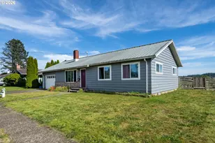 1207 9th St, Tillamook, OR 97141 - Photo 1