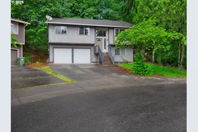 17555 Koch Ct, Sandy, OR 97055 - Photo 1