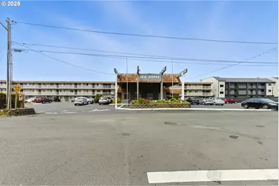 145 NW Inlet Ave #217, Lincoln City, OR 97367 - Photo 1