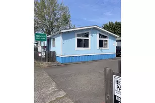 16415 SE Stark St, Portland, OR 97233 - Photo 1