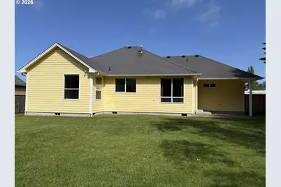 47 SW Gardenia Ave, Warrenton, OR 97146 - Photo 15