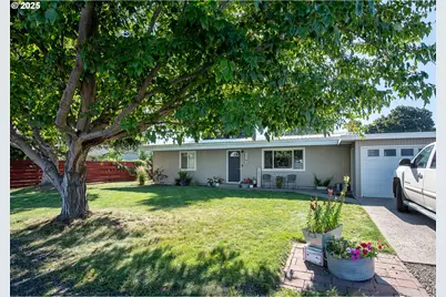 1308 25th St, La Grande, OR 97850 - Photo 1