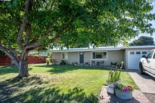 1308 25th St, La Grande, OR 97850 - Photo 1