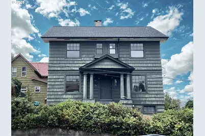 975 16th St, Astoria, OR 97103 - Photo 1