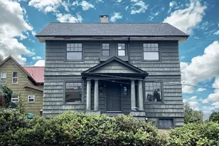 975 16th St, Astoria, OR 97103 - Photo 1