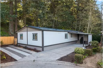 16000 SE Powell Blvd #34, Portland, OR 97236 - Photo 1