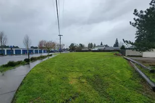 5010 Windsor Island Rd, Keizer, OR 97303 - Photo 1