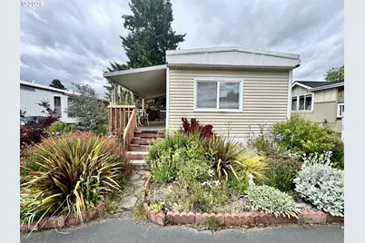 1400 Candlelight Dr #162, Eugene, OR 97402 - Photo 1