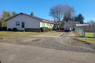 52334 SE 2nd St, Scappoose, OR 97056 - Photo 1