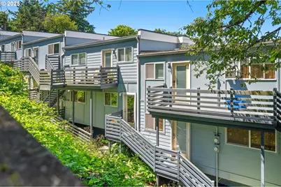 1300 NE 68th Ave #4, Portland, OR 97213 - Photo 1