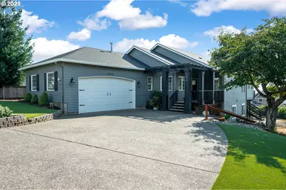 696 Eisenhower Ct, Salem, OR 97304 - Photo 1