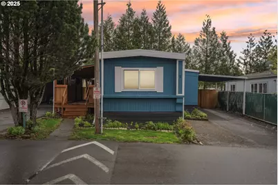 23200 NE Sandy Blvd #2, Wood Village, OR 97060 - Photo 1