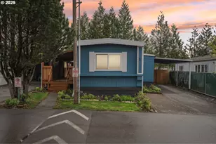 23200 NE Sandy Blvd, Wood Village, OR 97060 - Photo 1