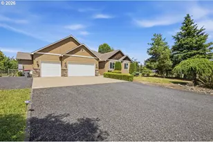 770 E Buttercup St, Yamhill, OR 97148 - Photo 1