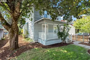 9116 N Syracuse St, Portland, OR 97203 - Photo 1