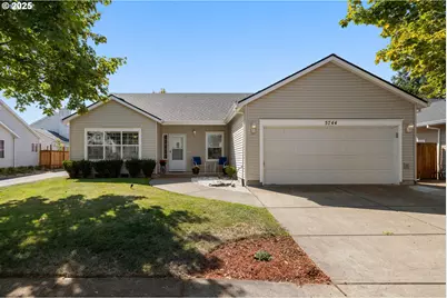 5744 SE Popes Pl, Hillsboro, OR 97123 - Photo 1