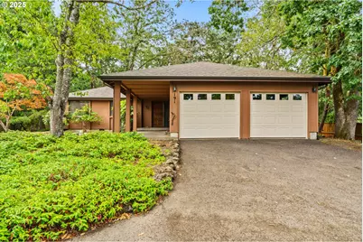 191 Crest Dr, Eugene, OR 97405 - Photo 1