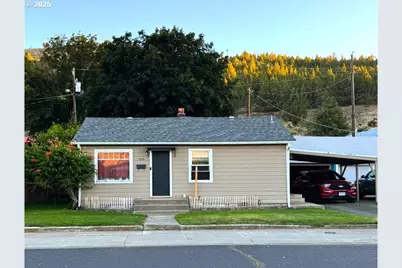 520 SE Hillcrest Rd, John Day, OR 97845 - Photo 1