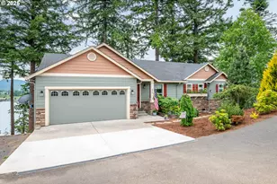 570 Columbia St, Cathlamet, WA 98612 - Photo 1