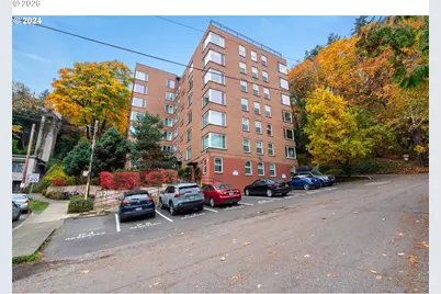 1205 SW Cardinell Dr #802, Portland, OR 97201 - Photo 1