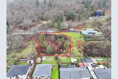 2 E Franklin St, Bingen, WA 98605 - Photo 1