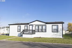 911 York St, Aumsville, OR 97325 - Photo 3