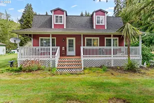 1042 W State Route 4, Cathlamet, WA 98612 - Photo 1