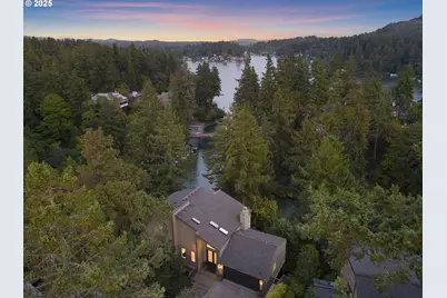 15400 Diamond Head Rd, Lake Oswego, OR 97034 - Photo 1