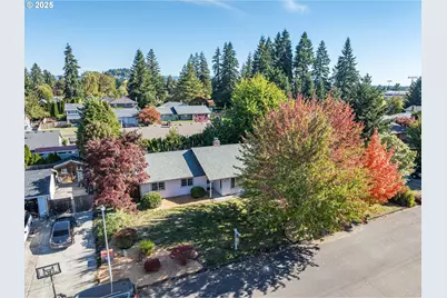 709 NW 6th Ave, Battle Ground, WA 98604 - Photo 1