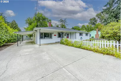 2242 E Irwin Way, Eugene, OR 97402 - Photo 1