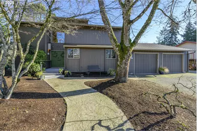 310 NE Oregon St, McMinnville, OR 97128 - Photo 1