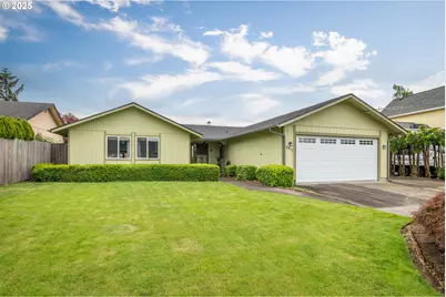 2412 Mulberry Ave, Longview, WA 98632 - Photo 1