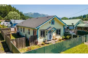 380 3rd Ave, Powers, OR 97466 - Photo 1