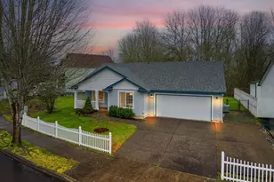 2705 NW 6th St, Battle Ground, WA 98604 - Photo 1