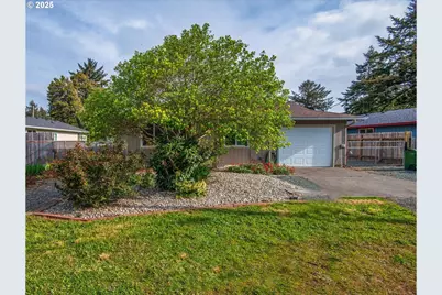 1105 1st St NE, Bandon, OR 97411 - Photo 1