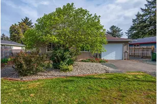 1105 1st St NE, Bandon, OR 97411 - Photo 1