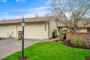 10440 SW Greenleaf Terrace, Tigard, OR 97224 - Photo 1