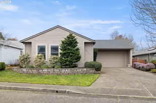 2239 NE 153rd Ave, Portland, OR 97230 - Photo 1