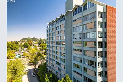 1313 Lincoln St #408, Eugene, OR 97401 - Photo 1