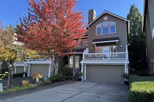 3052 Clubhouse Ct, West Linn, OR 97068 - Photo 1