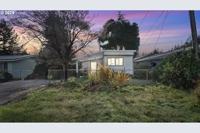 1735 Pennsylvania St, Coos Bay, OR 97420 - Photo 1