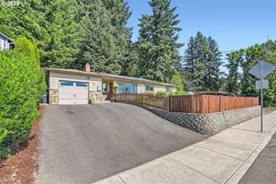 190 SE Shafford St, Estacada, OR 97023 - Photo 1