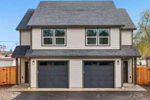 122 SW Alder Ct, Warrenton, OR 97146 - Photo 1