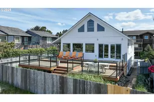 1209 N Prom, Seaside, OR 97138 - Photo 1