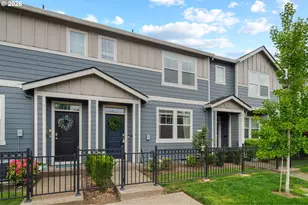 821 N 19th Ave, Cornelius, OR 97113 - Photo 1