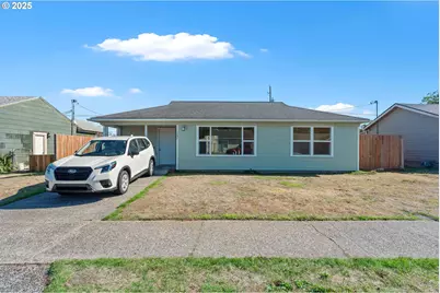 1557 Hayes St, North Bend, OR 97459 - Photo 1